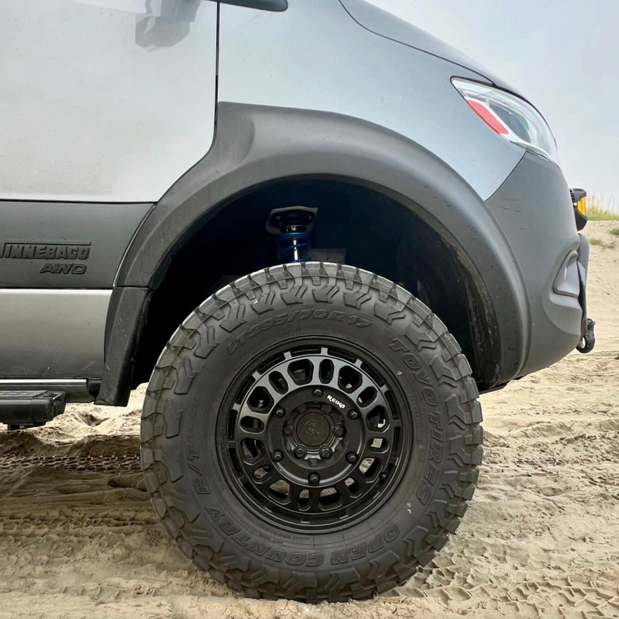 Desert Defender Classic Fender Flares – 2019+ Mercedes Sprinter 907